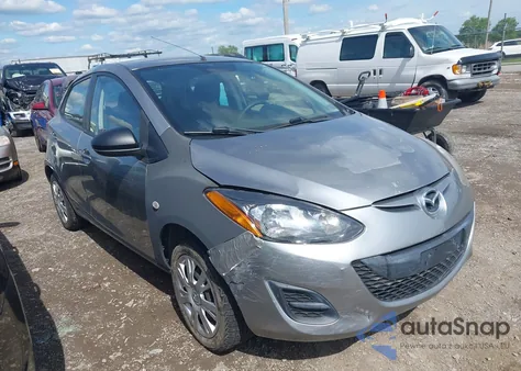 2013 Mazda Mazda2 Sport z USA, uszkodzony, nr VIN JM1DE1KZ8D0165028